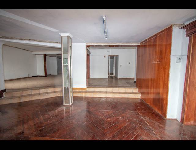 480M² OFFICE TO LET IN PARKMORE